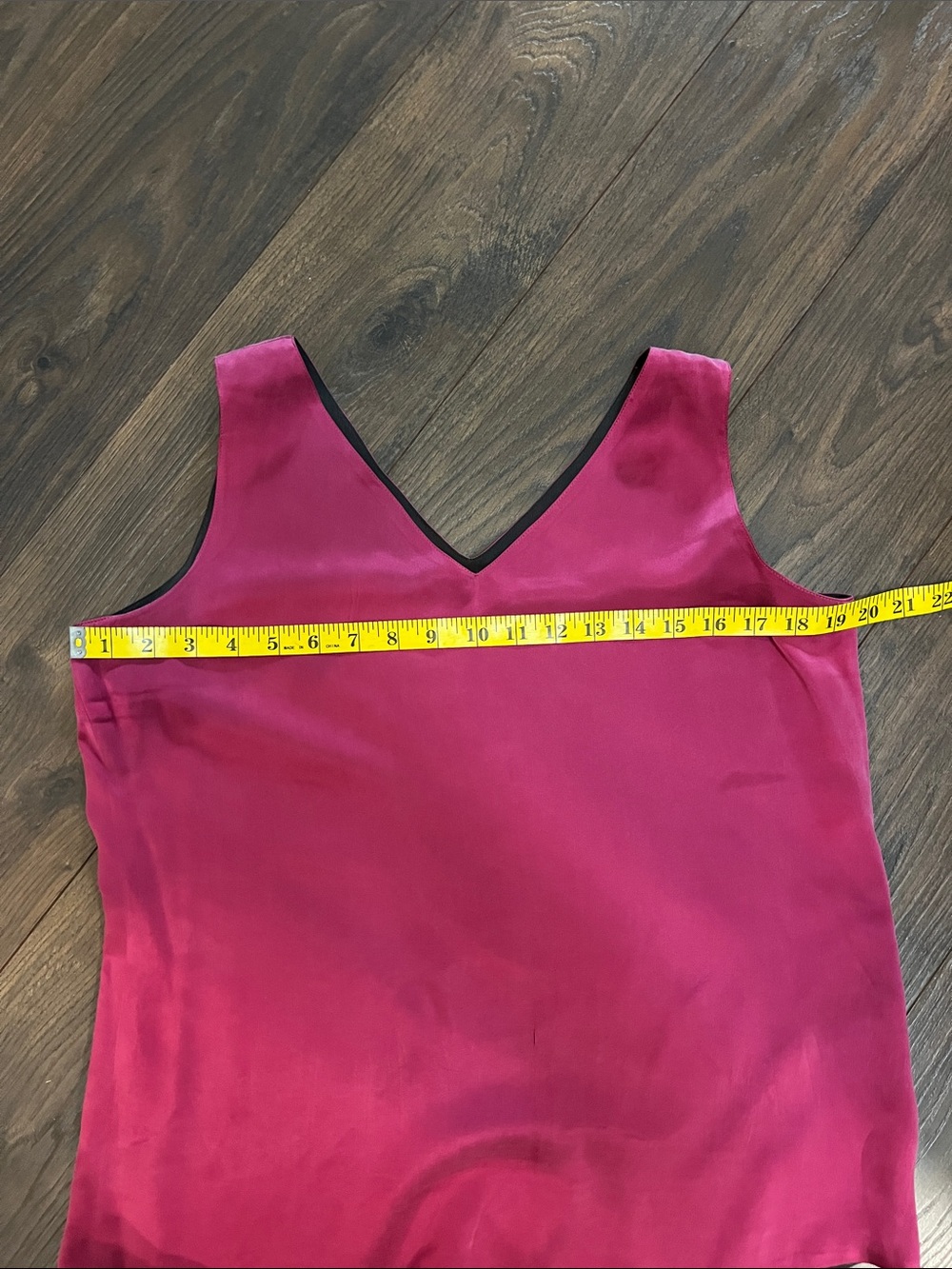Reversible V-Neck Satin Camisole in pink and black - Picture 9 of 12